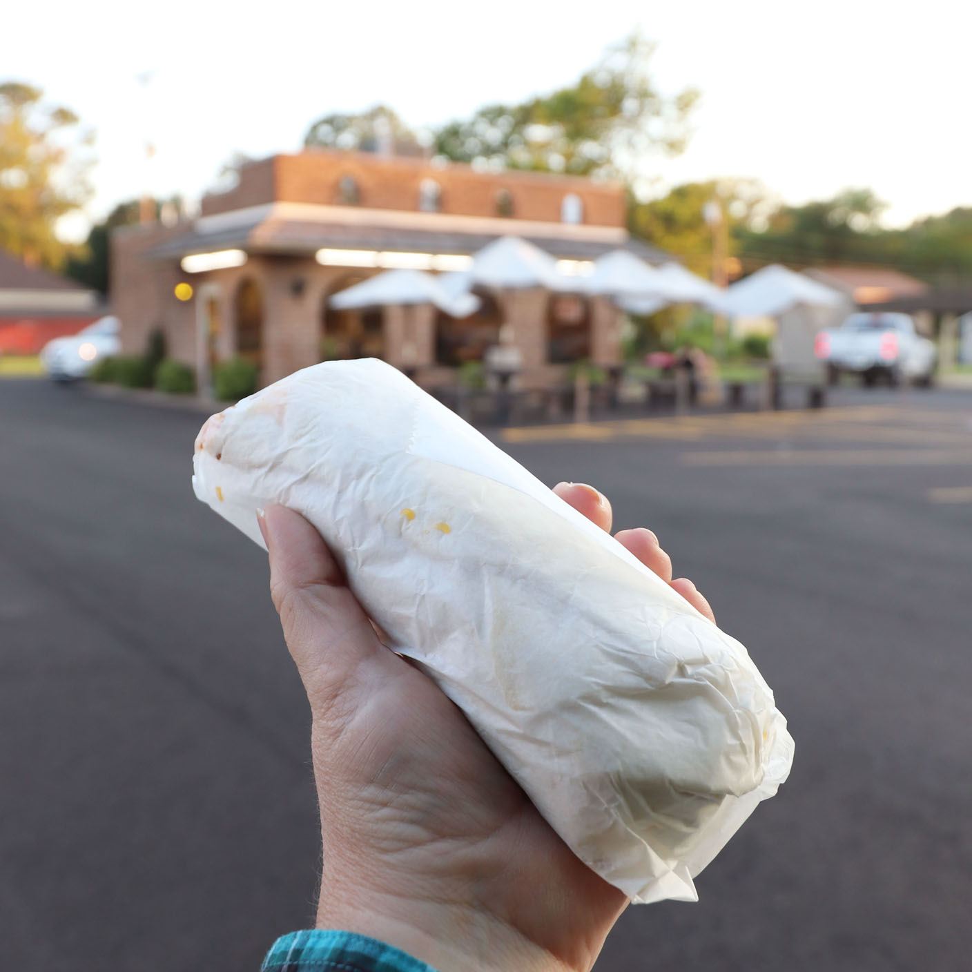 RIVER VALLEY EATS Kat Robinson says come to Taco Villa hungry — but