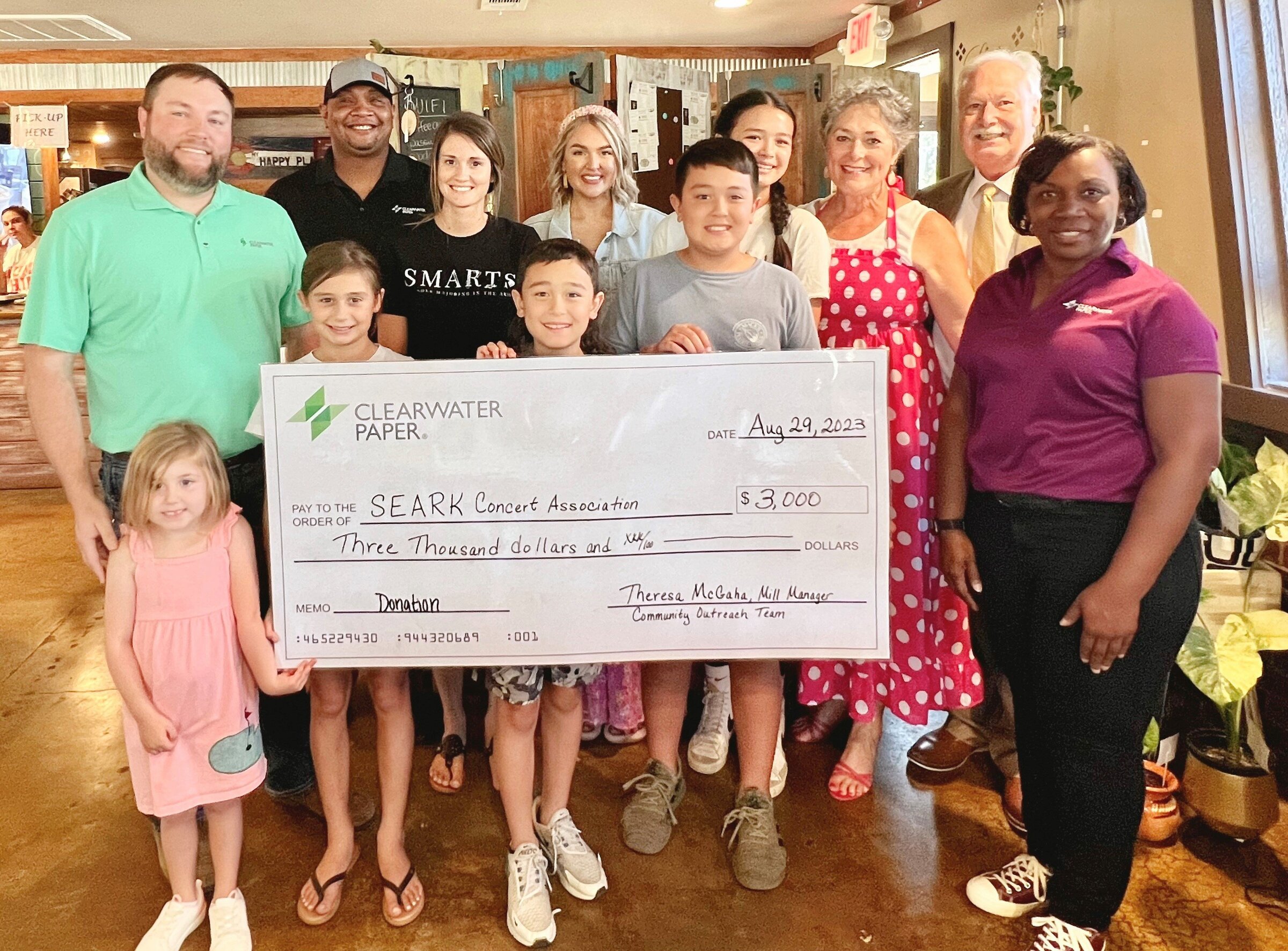 SEA Concert group receives donation
