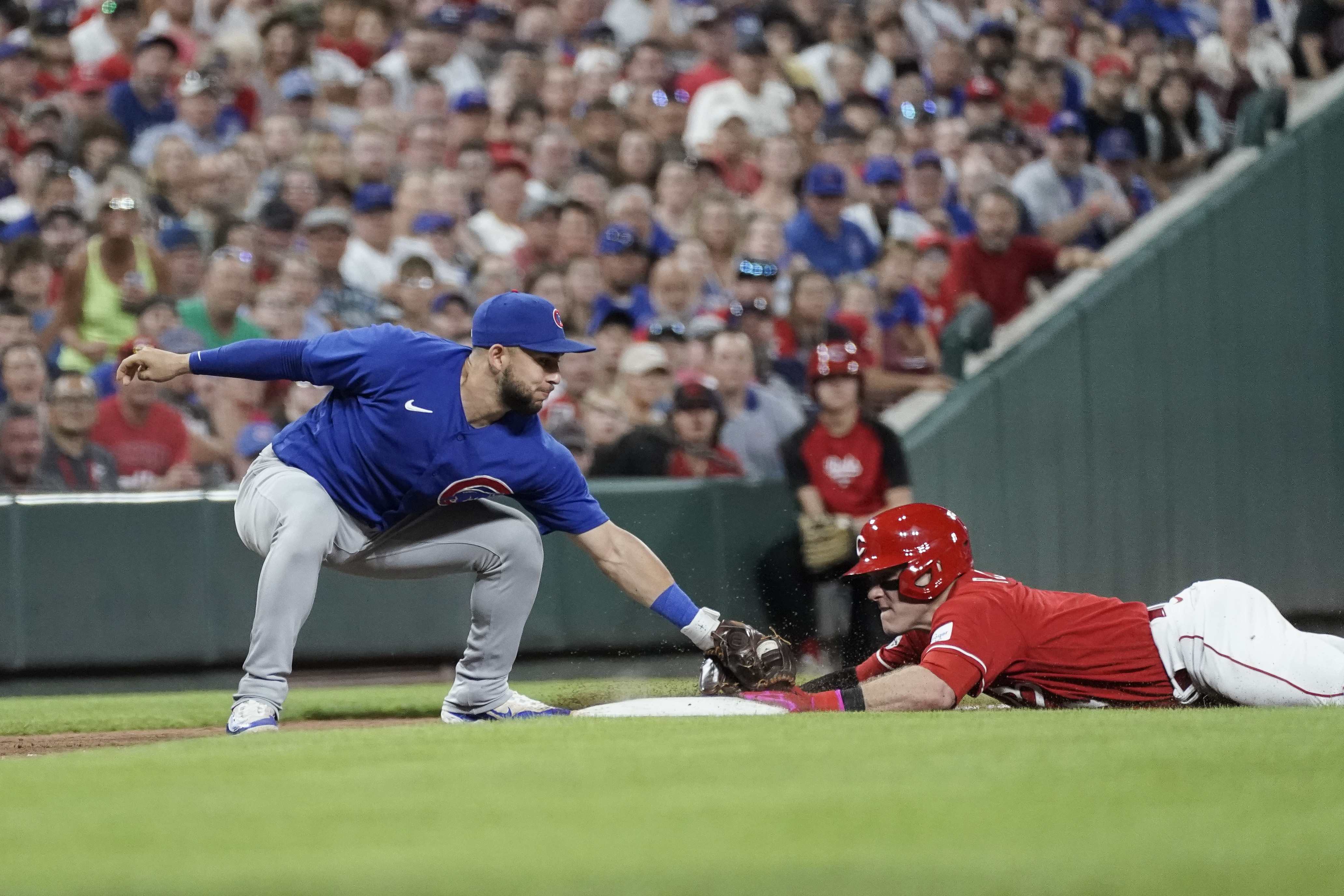 Tempers flare at conclusion of Reds-Cubs game, Reds hope for 'fair