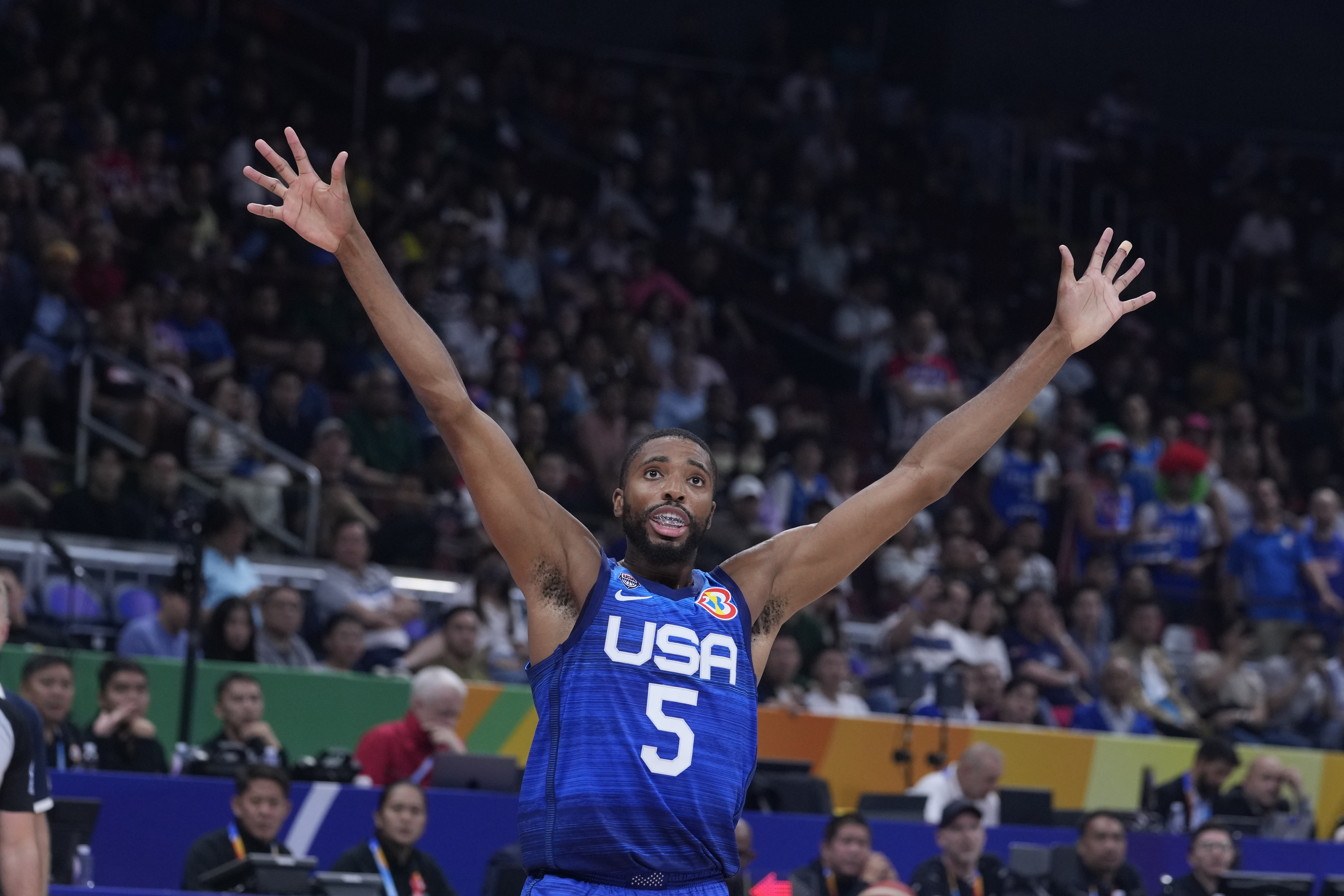 United States rolls past Italy 100-63 to reach semifinals - Vimarsana News
