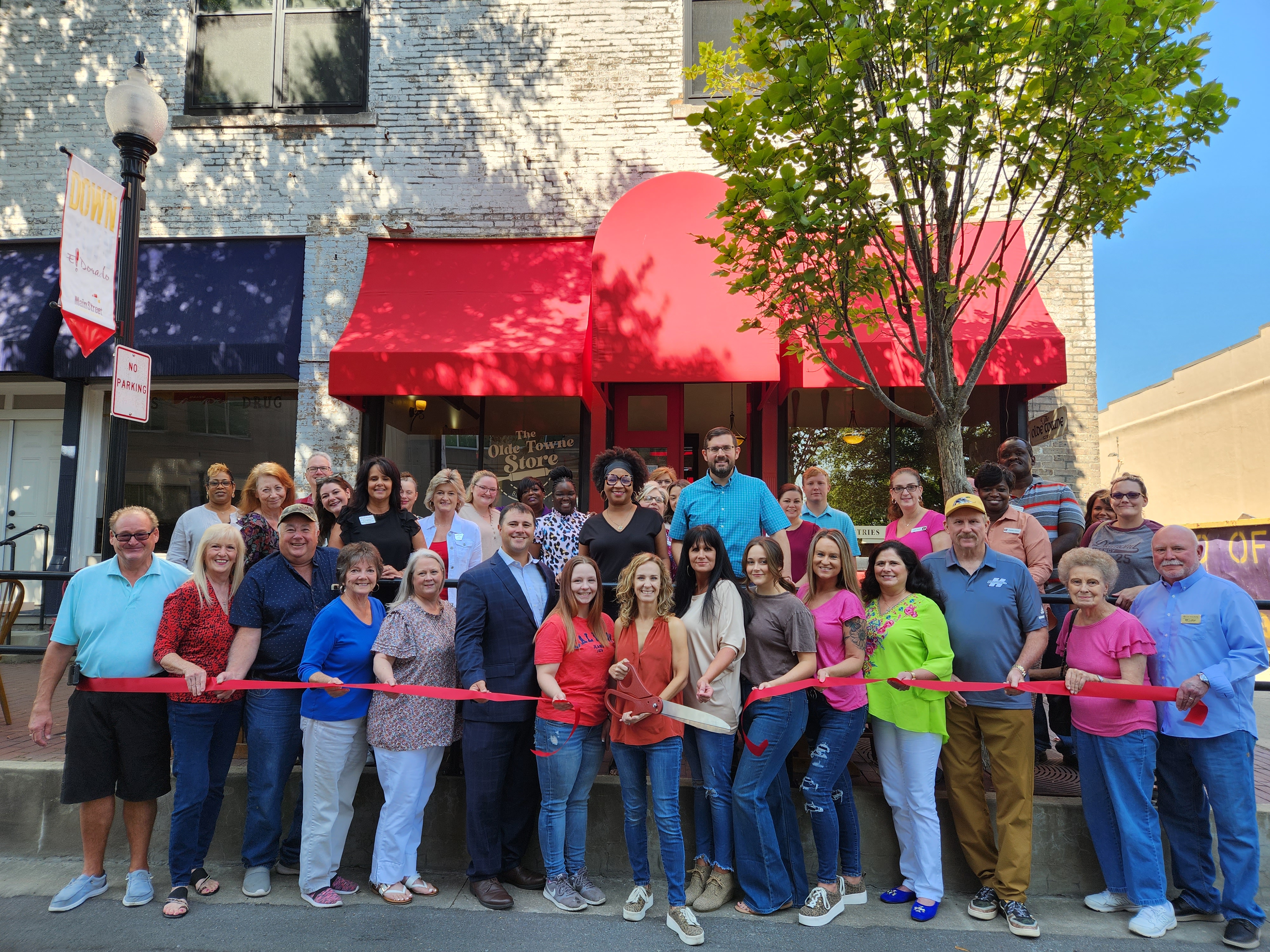 PHOTO: Olde Towne Store reopens at new location - Vimarsana News
