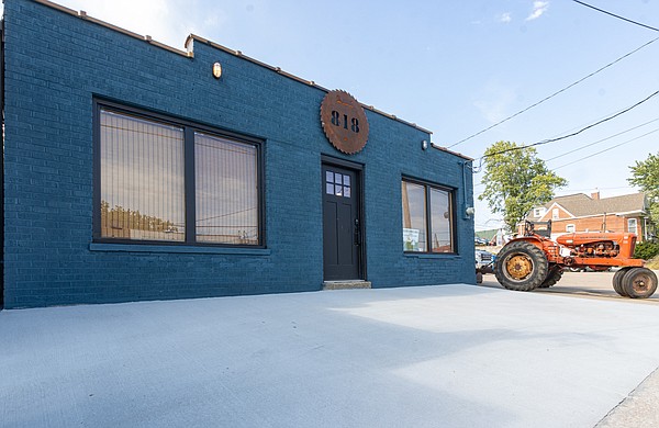Jefferson Street property's makeover results in Golden Hammer Award - Vimarsana News
