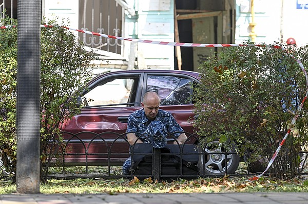 Funerals held for market attack victims amid more strikes in Ukraine - Vimarsana News