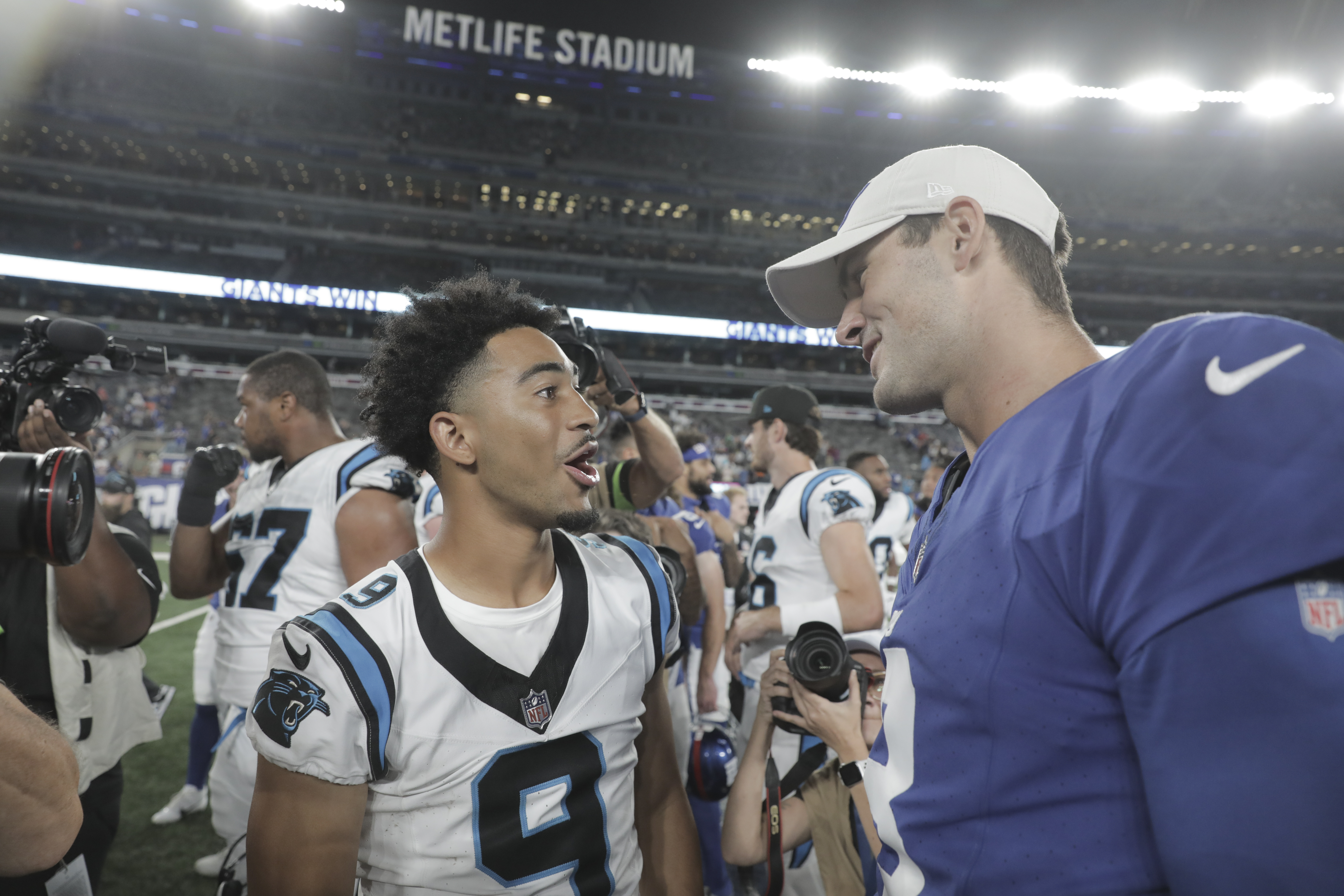 Who's ready for some FOOTBALL?? The first 2023 pre-season game at MetLife  Stadium is tonight! The Giants take on the Carolina Panthers at 7…