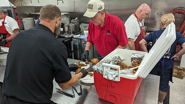 Area first responders get treated to chicken dinner - Vimarsana News