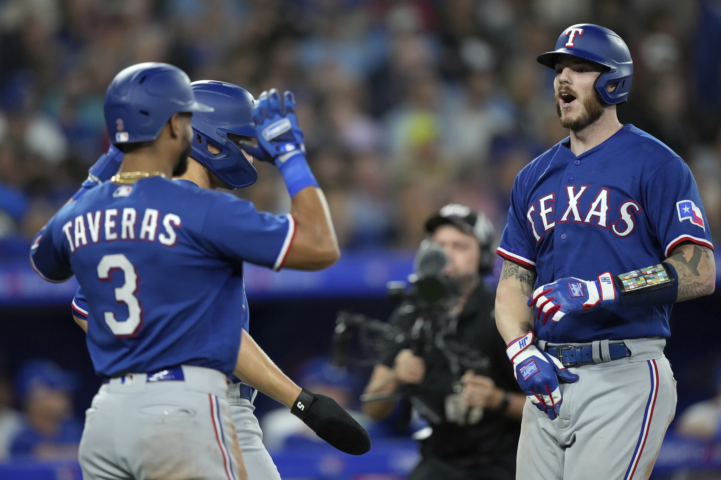 Mitch Garver absent for Rangers in Wild Card opener