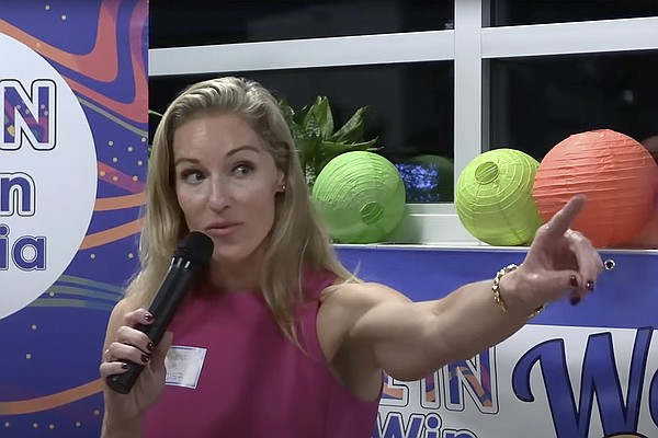 Candidate in highstakes Virginia election performs sex acts with husband in live videos Candidate in highstakes Virginia election performs sex acts with husband in live videos