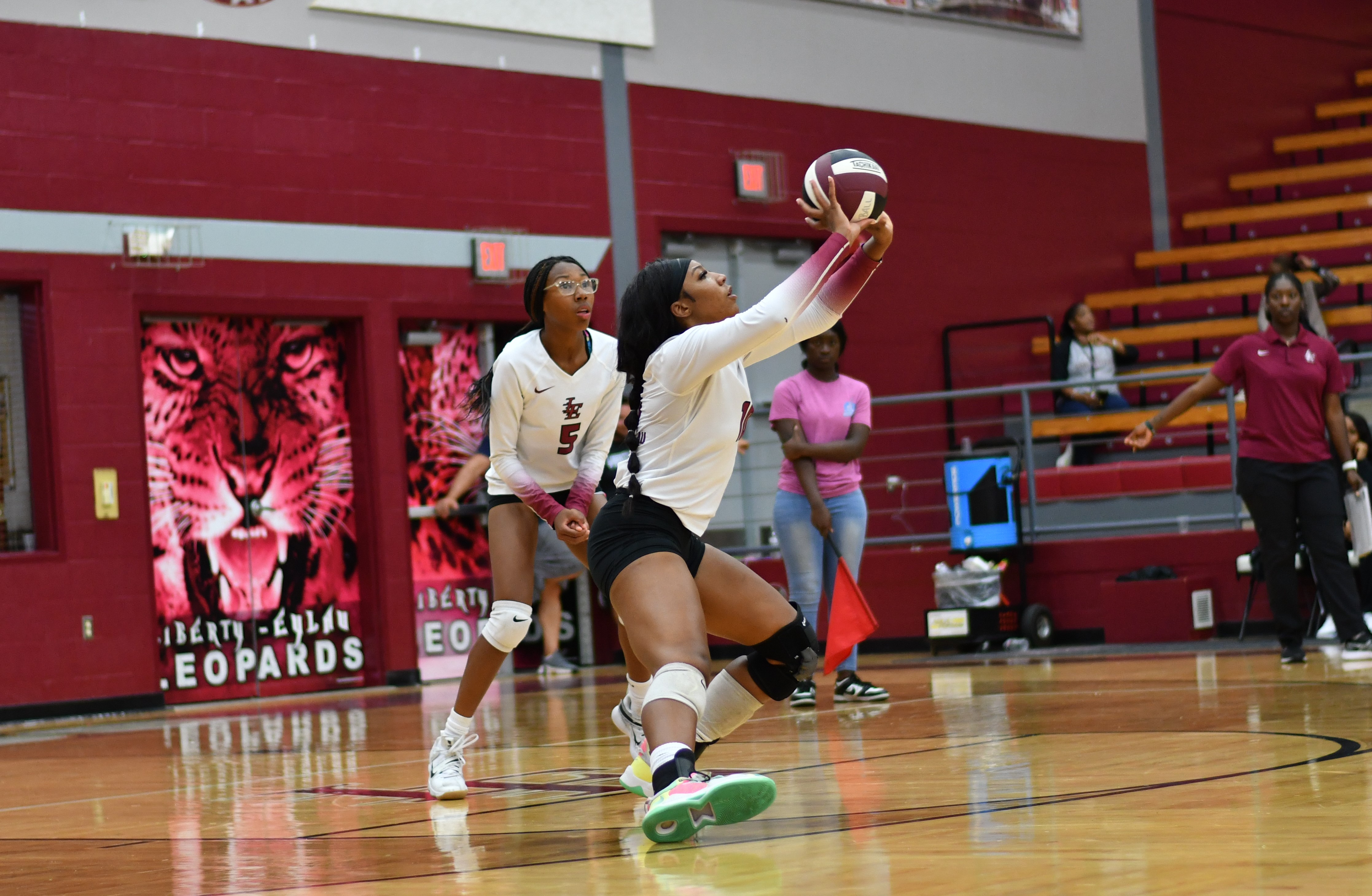 Prep Volleyball: Mount Pleasant Chapel Hill gets best of Liberty-Eylau - Vimarsana News