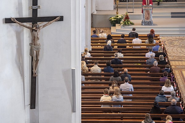 Swiss find sex abuse by Catholic clergy - Vimarsana News