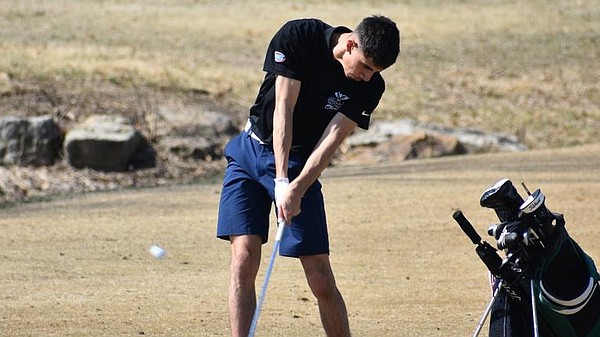 Owls finish Lincoln Invitational with team score of 929 - Vimarsana News