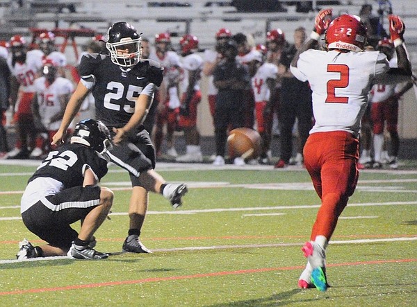 WH Bulldogs set for first road test - Vimarsana News