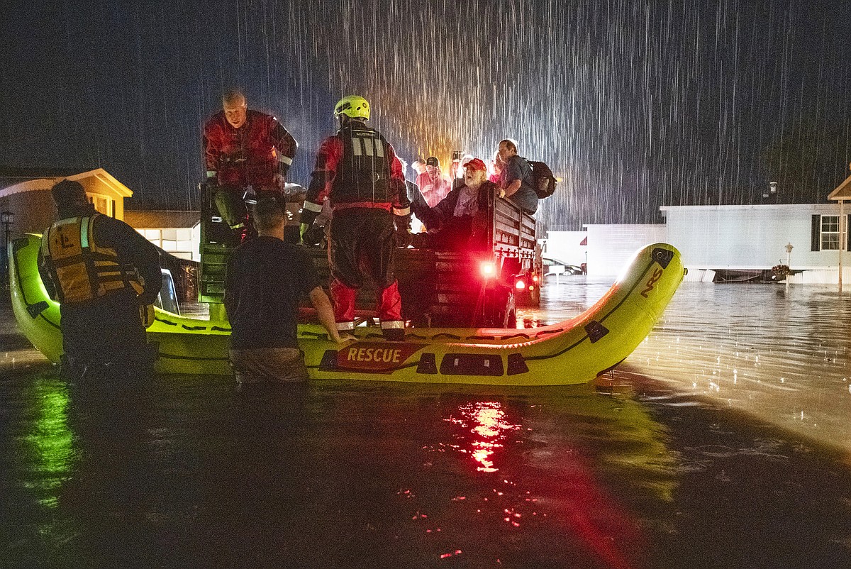 After days of heavy rain and flash flooding in New England, Hurricane ...