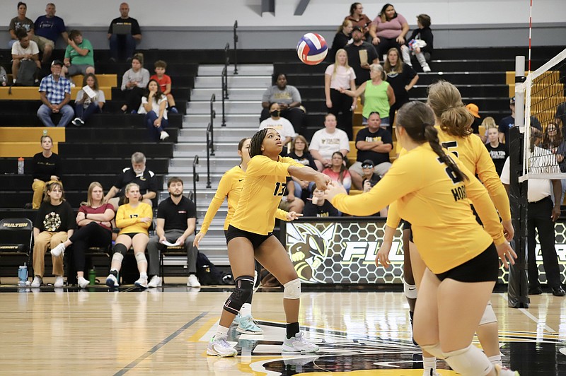 Fulton volleyball sweeps New Bloomfield in firstever meeting Fulton Sun