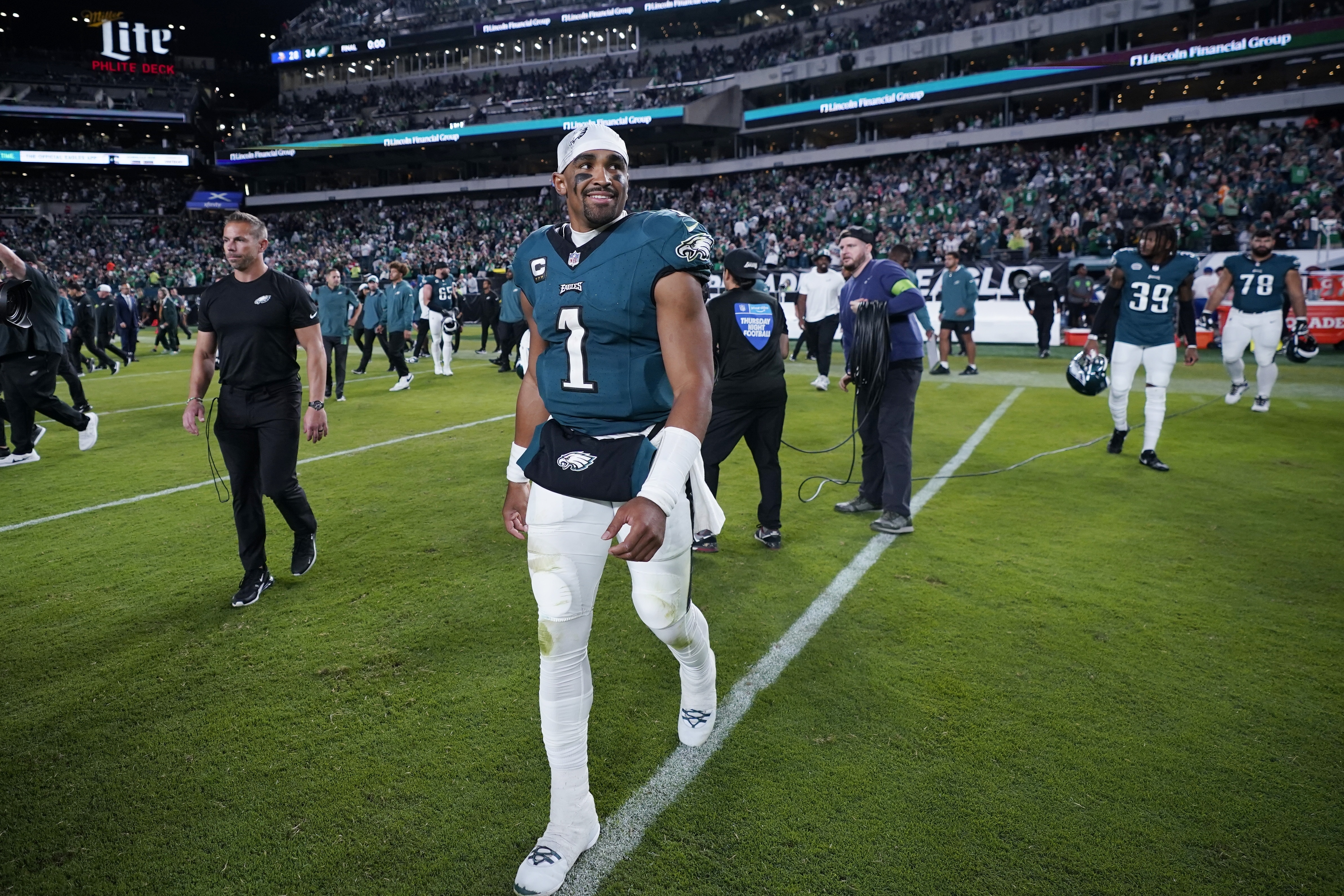 Eagles-Vikings final score: Jalen Hurts shines in Philadelphia's win, 24 to  7 - Bleeding Green Nation