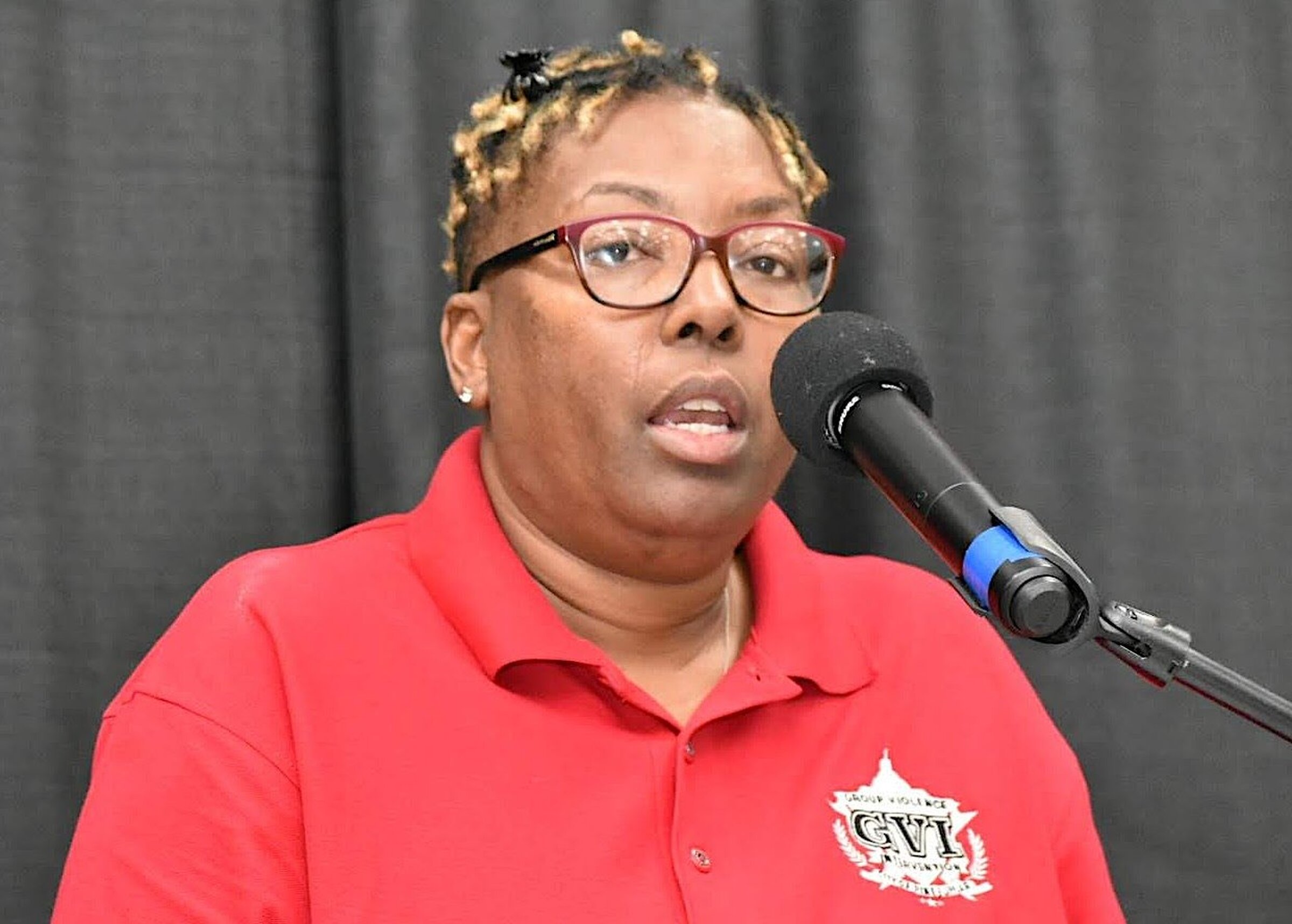 Director of city initiative on violence resigns post