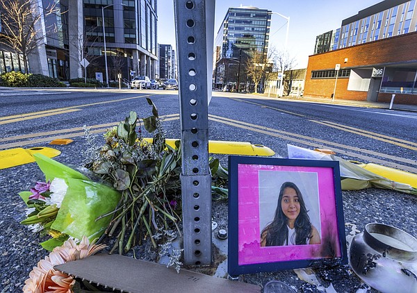 Seattle officer's remarks on dead woman stir anger - Vimarsana News