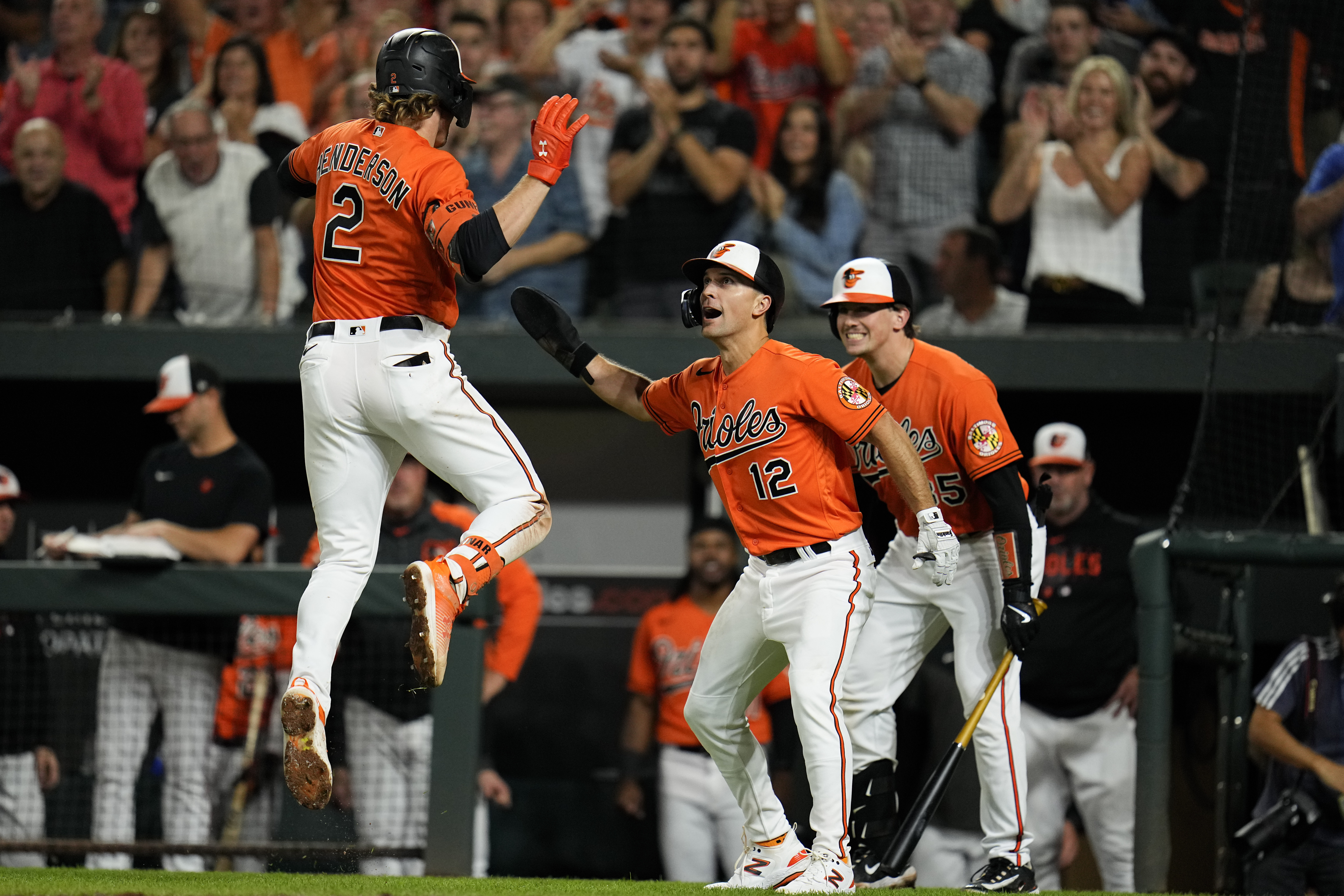 Rookies help Baltimore keep slim AL East lead - Vimarsana News