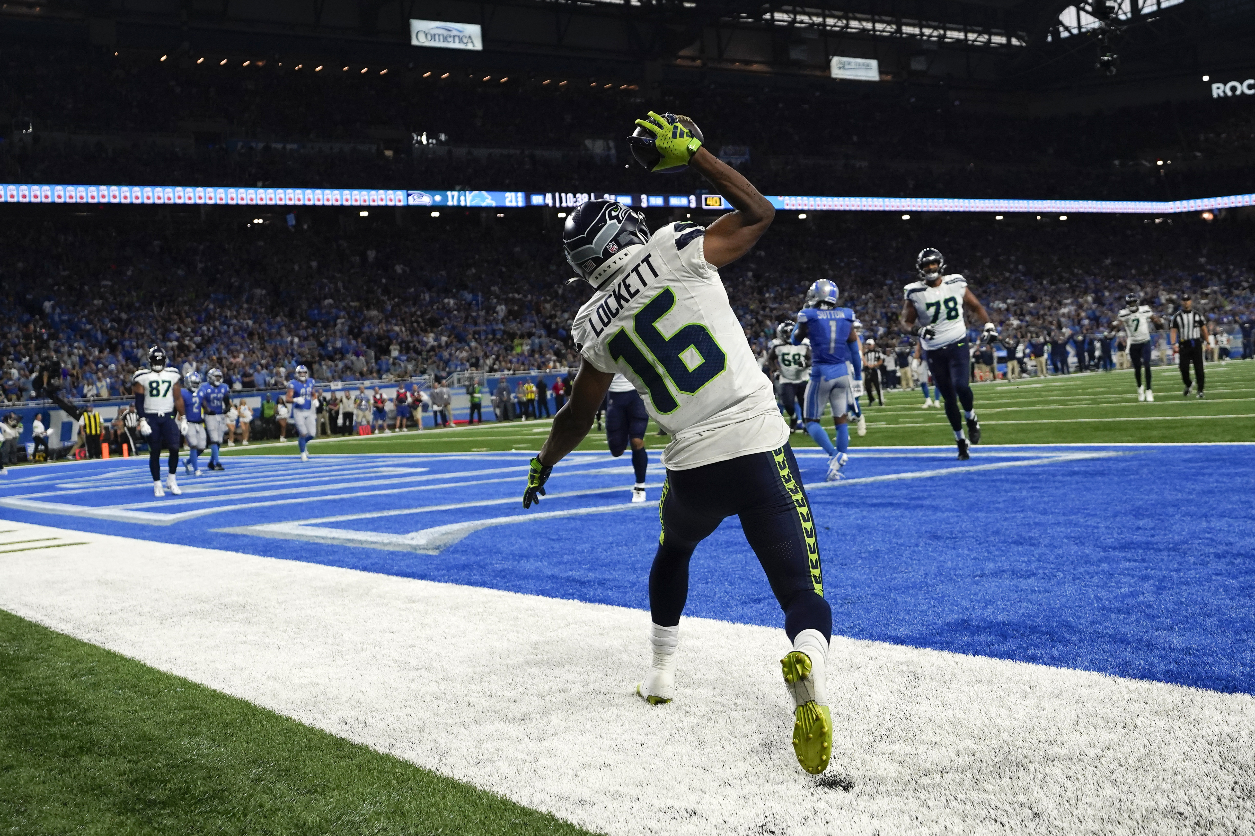 Seattle gets back on track, shocks Detroit in OT