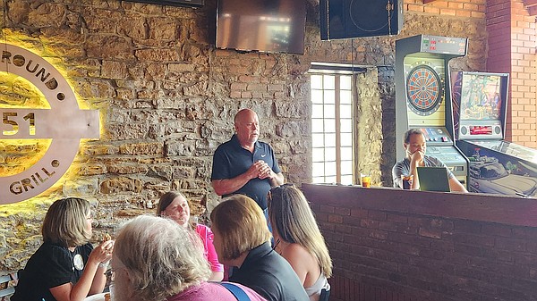 Presiding commissioner provides updates at Kiwanis meeting - Vimarsana News