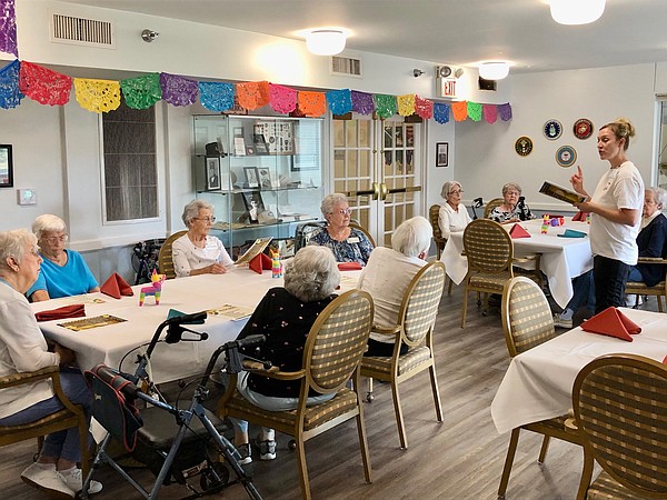 Heisinger Bluffs residents learn health benefits of avocados, lemons at 'fiesta' - Vimarsana News