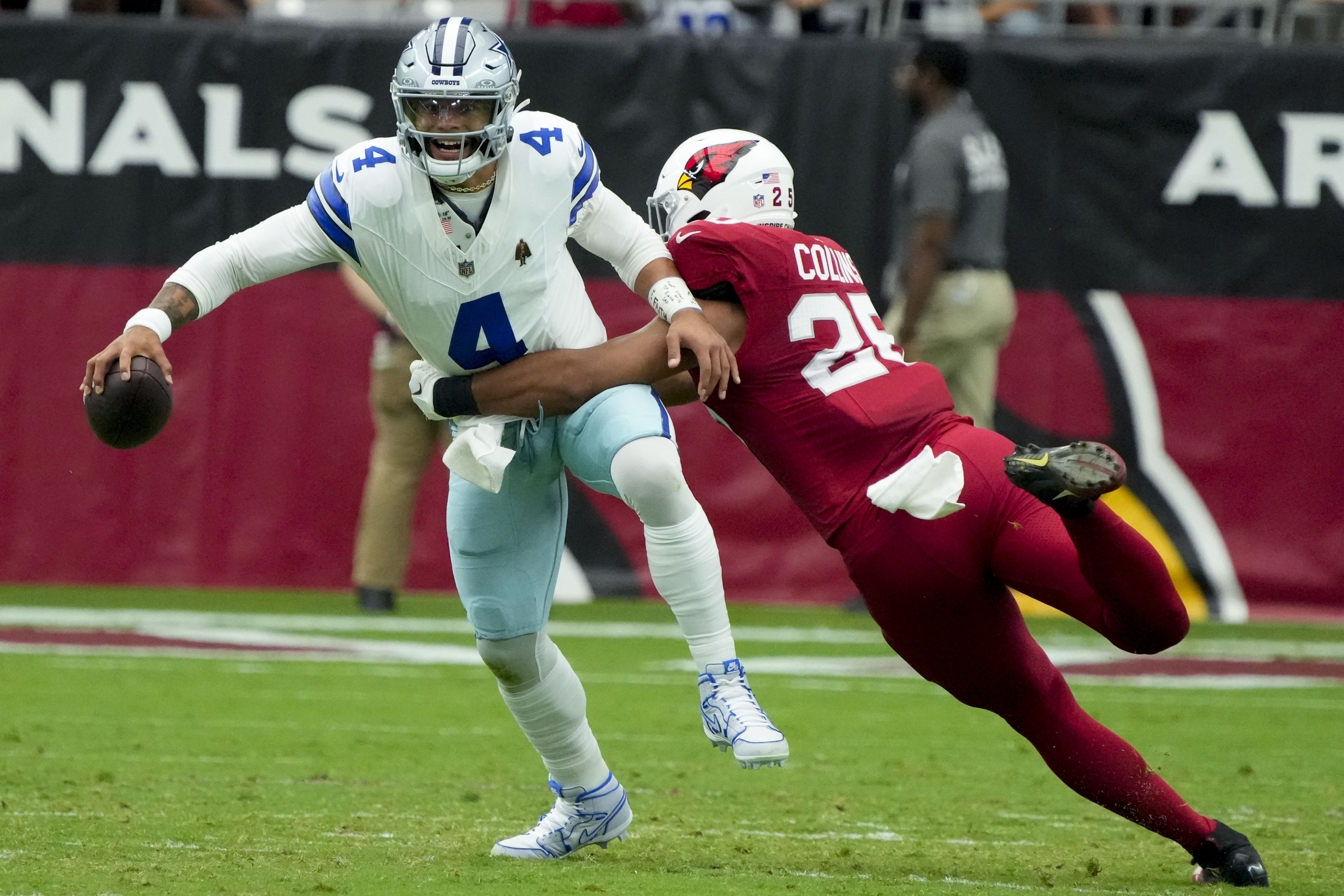 Pro Football: Mistake-prone Cowboys stunned by struggling Arizona