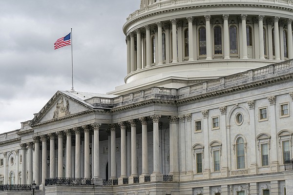 Federal employees brace for effects of a shutdown - Vimarsana News