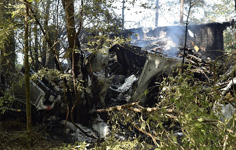 Texas trucker dies in fiery crash near Doddridge Texarkana Gazette
