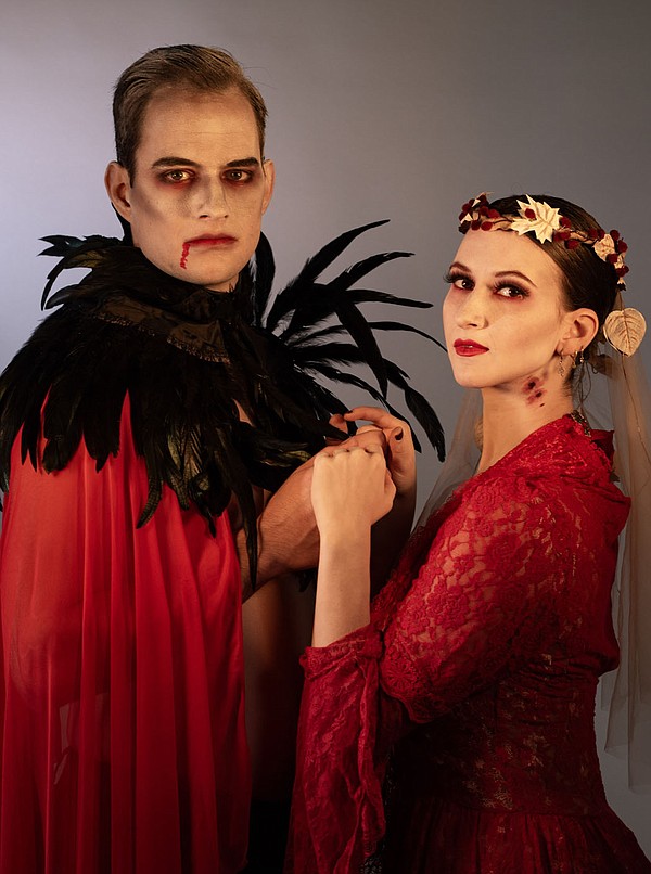 NWA Ballet Theatre brings multimedia horror story 'Dracula' to