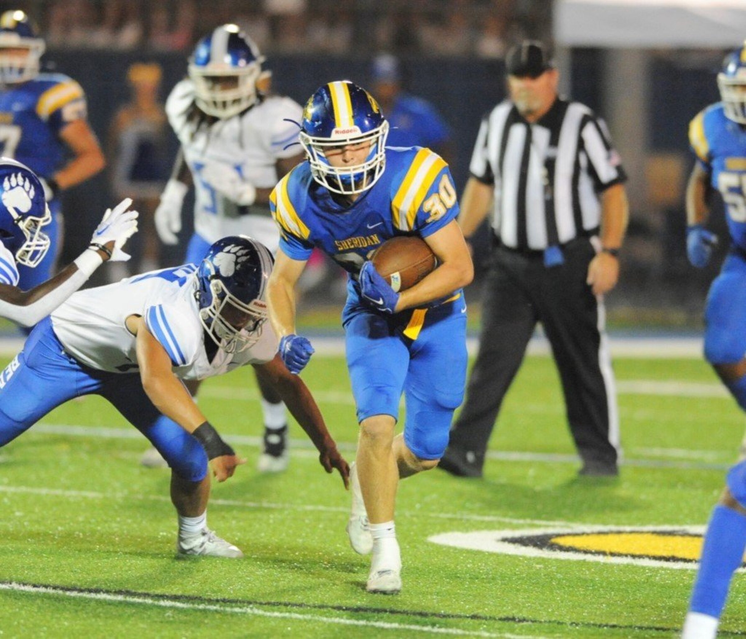 Dillon, Bourne propel Sheridan