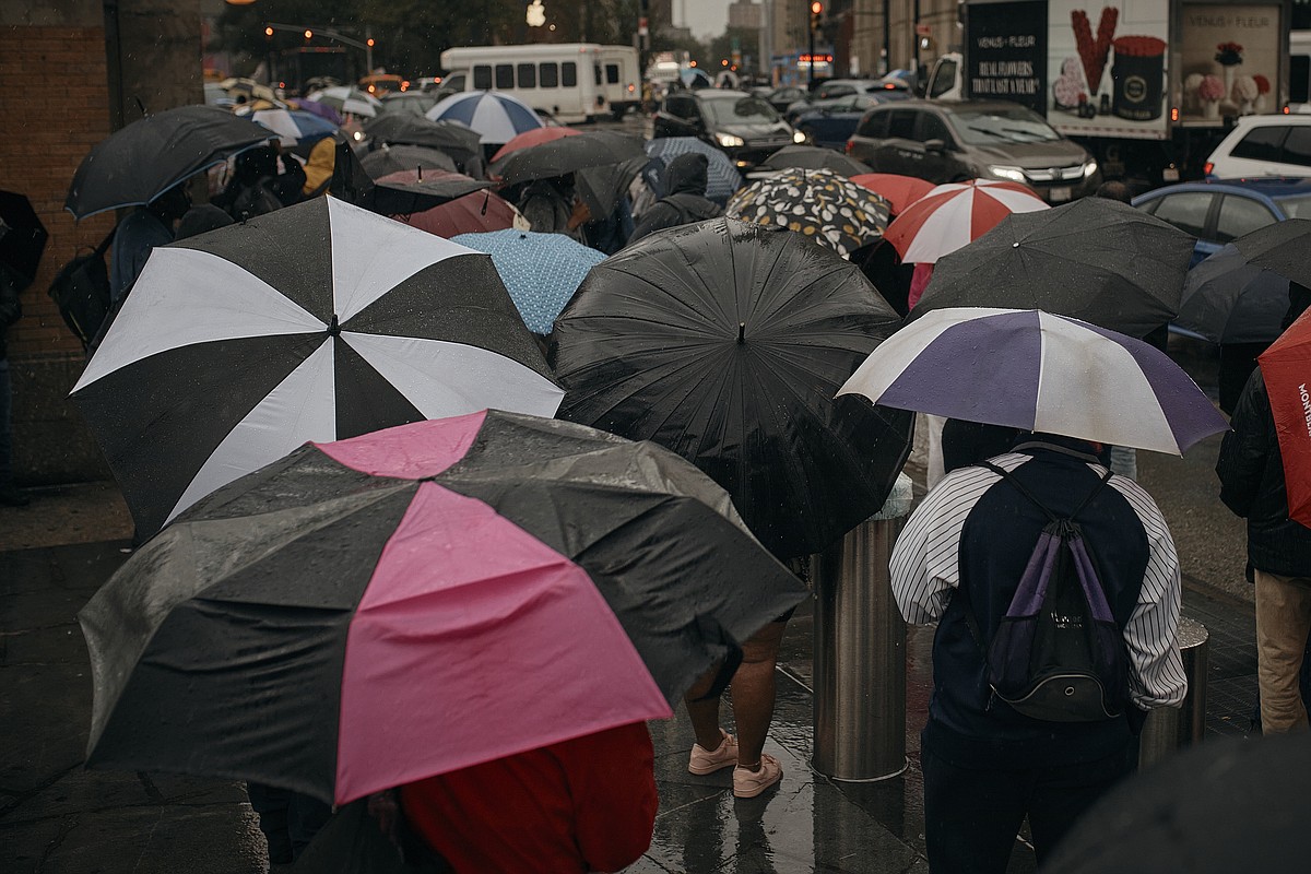 New York begins drying out after being stunned and soaked by record ...