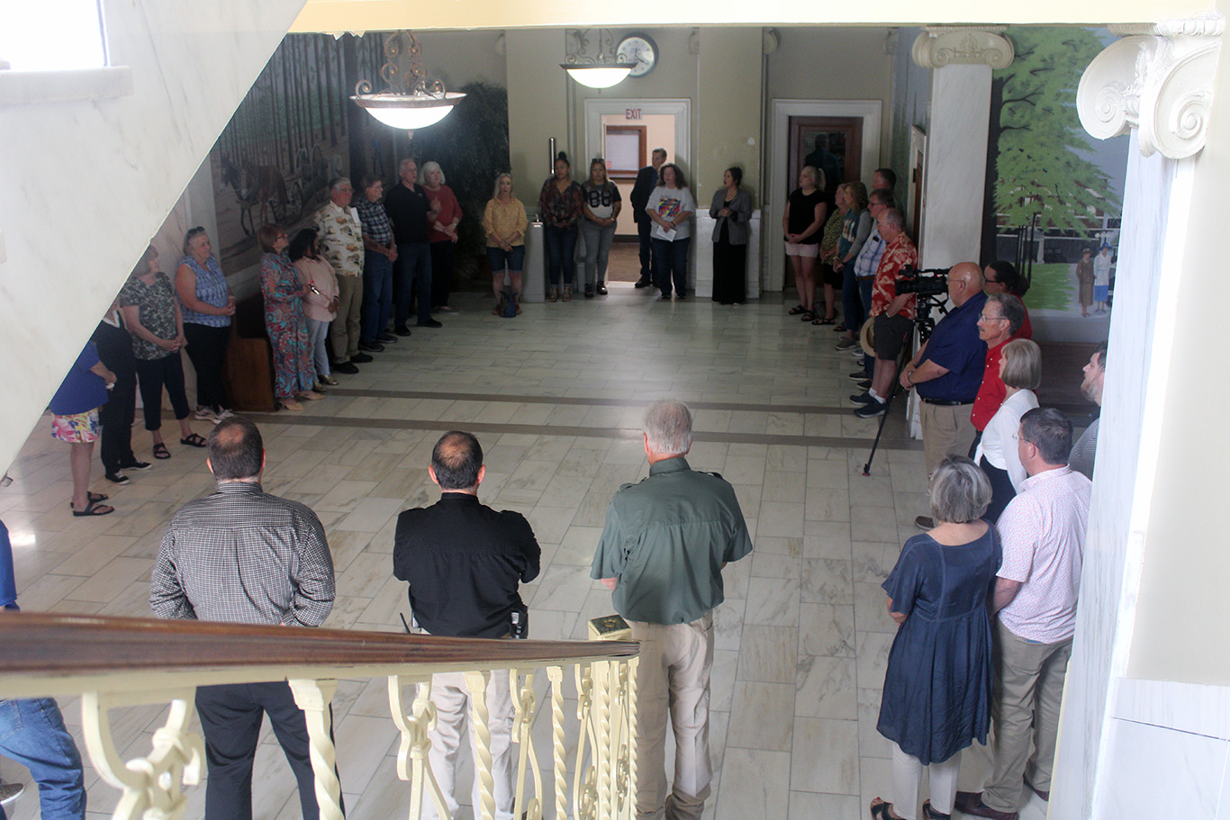Community's prayers lifted up at 40 Days kickoff - Vimarsana News