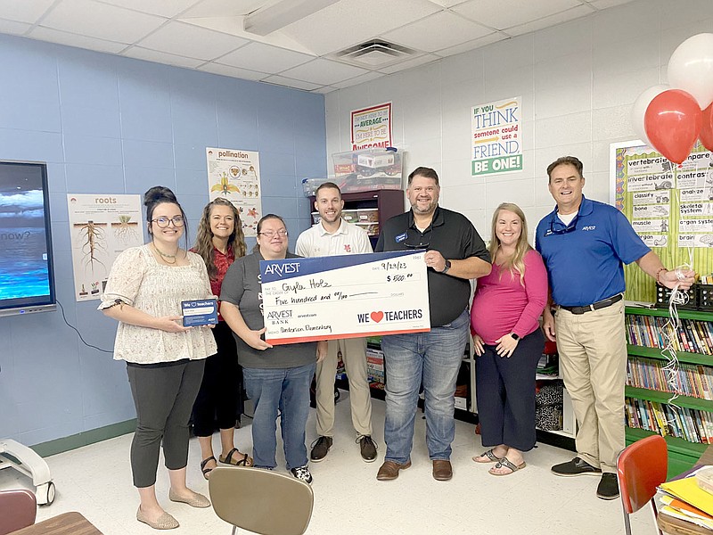 Anderson elementary teacher surprised with grant McDonald County Press