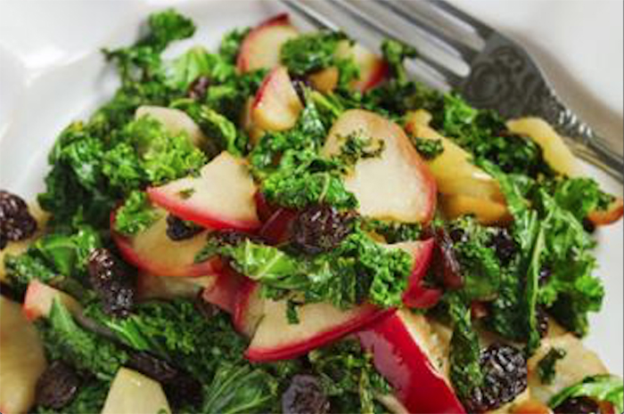 Season to ‘fall’ into sweet, savory salad