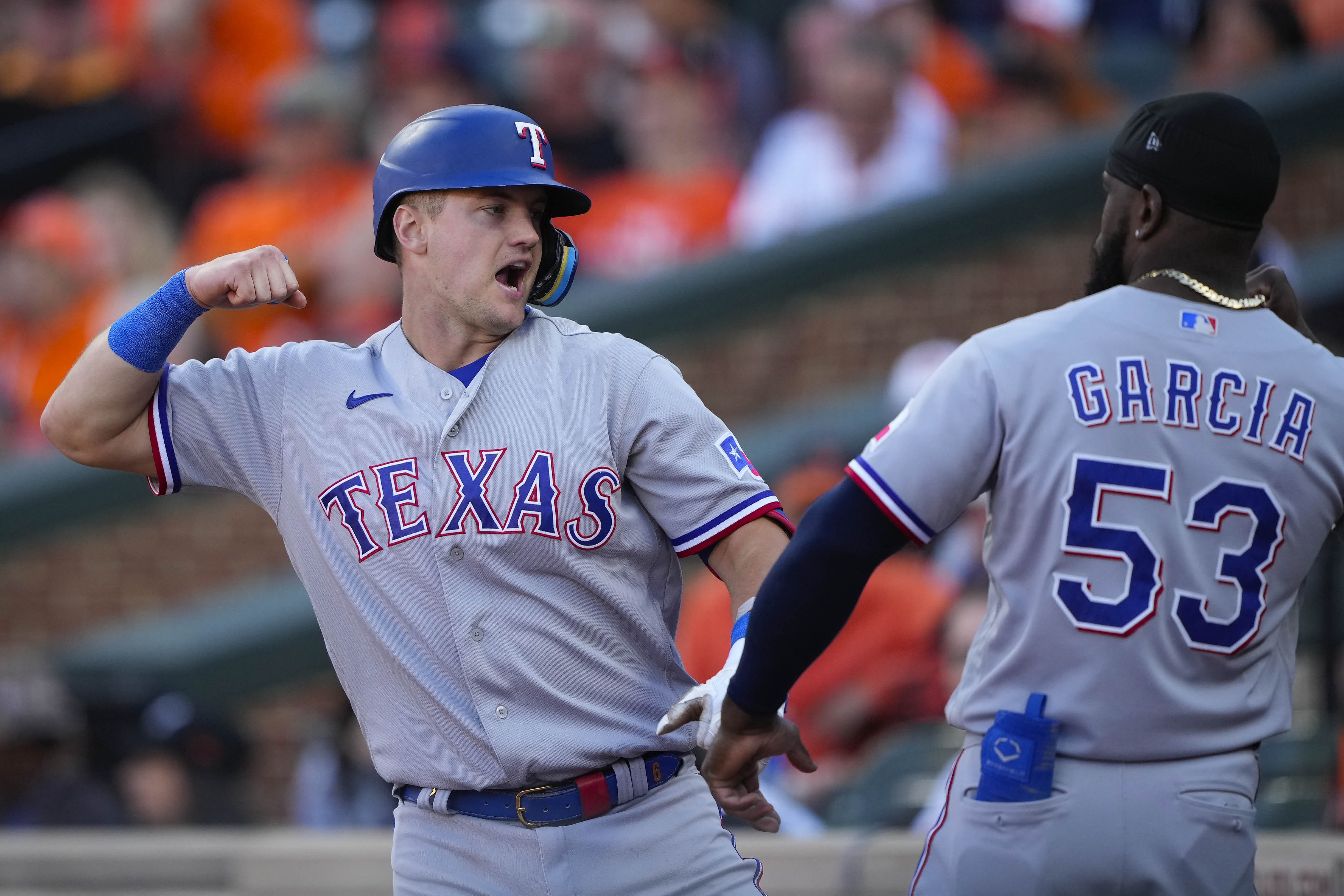 Texas' shaky bullpen escapes late as Rangers hold off Orioles 3-2