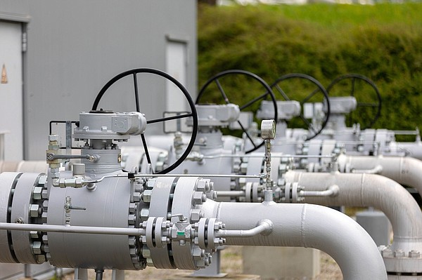 European gas prices soar after Israeli field is shut - Vimarsana News