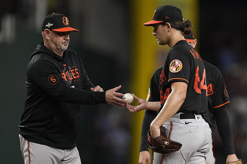 Israeli-American pitcher Kremer making 1st playoff start for Orioles while  family affected by war