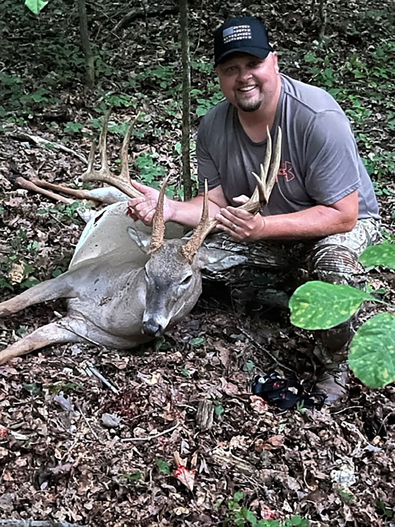 Trophy Buck McDonald County Press