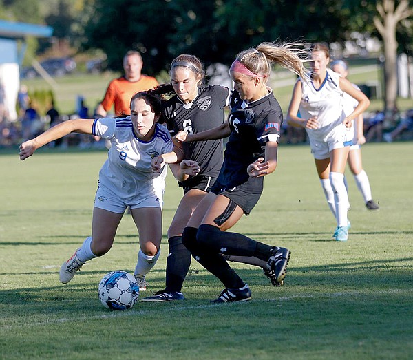 Golden Eagles continue dominance over Oklahoma City Siloam Springs