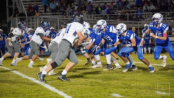 Playing its last-ever EMO game, South Callaway football hosts Montgomery County - Vimarsana News