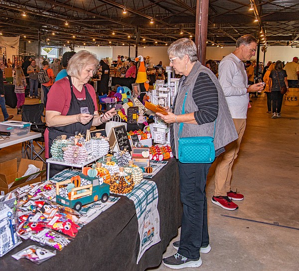 Fall festival raises funds for nonprofits - Vimarsana News