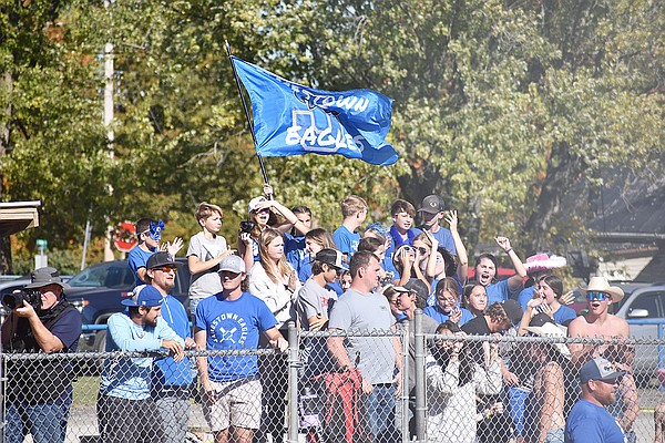 Jamestown Lady Eagles softball soar into Class 1 Final Four - Vimarsana News
