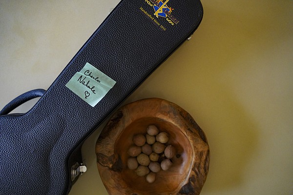 Evacuees live nomadic life after Maui wildfire as housing shortage intensifies tourists return Evacuees live nomadic life after Maui wildfire as housing shortage intensifies tourists return