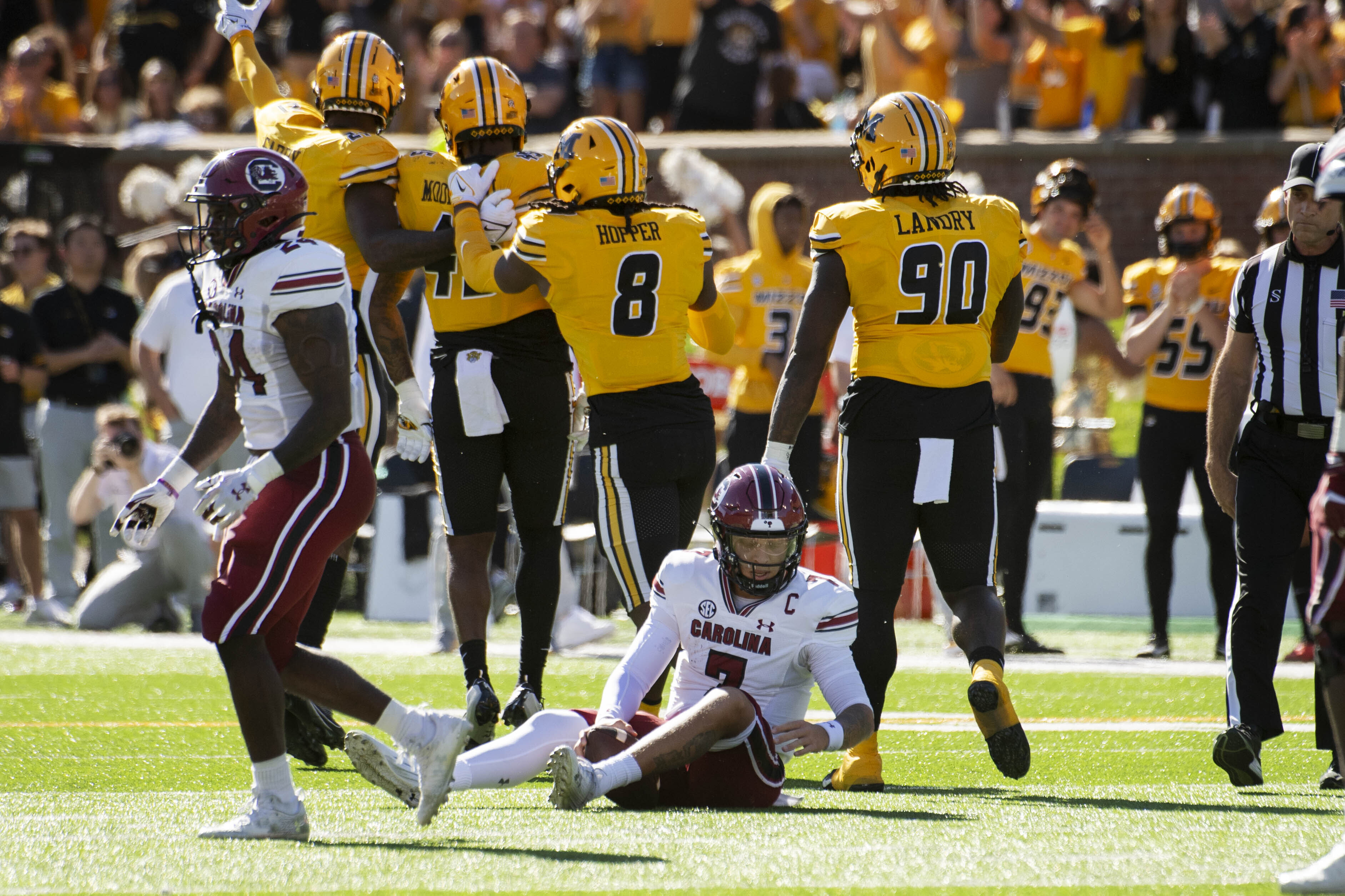 Missouri defense rattles Rattler