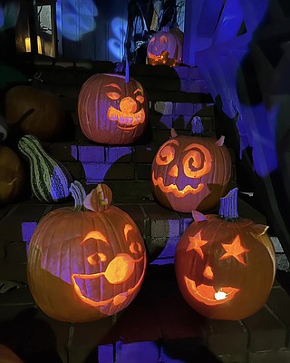 Oil keeps jack-o'-lanterns fresh through Halloween, agency says