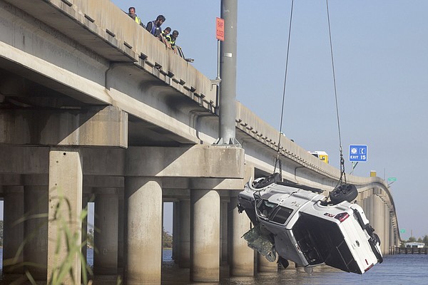 'Superfog' pileup's fatalities climb to 8; 63 people injured - Vimarsana News