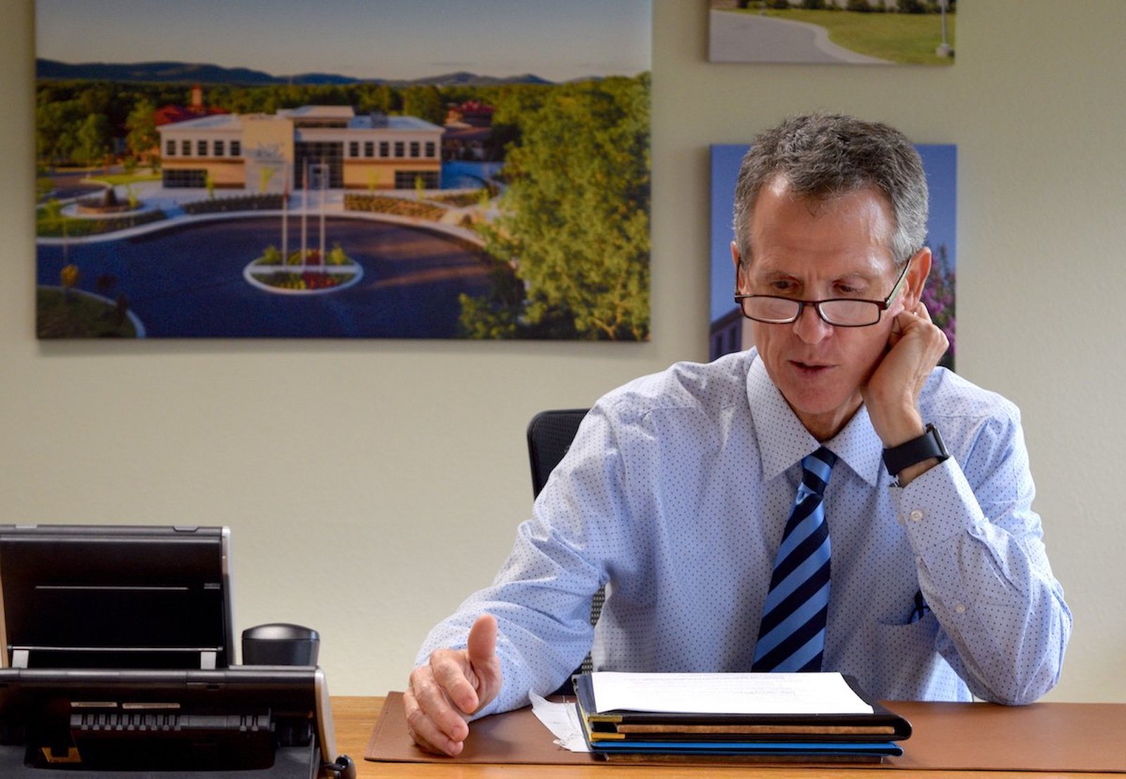 National Park College President Hogan announces he will retire in 2024 - Vimarsana News