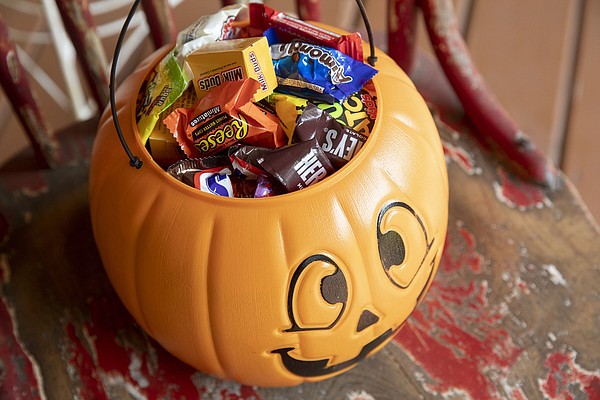 Cost for candy this Halloween scaring sweet treats sellers - Vimarsana News