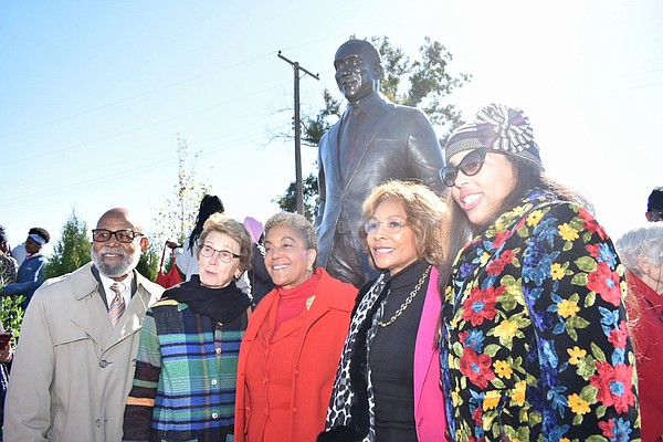 Statue of Black publisher unveiled - Vimarsana News