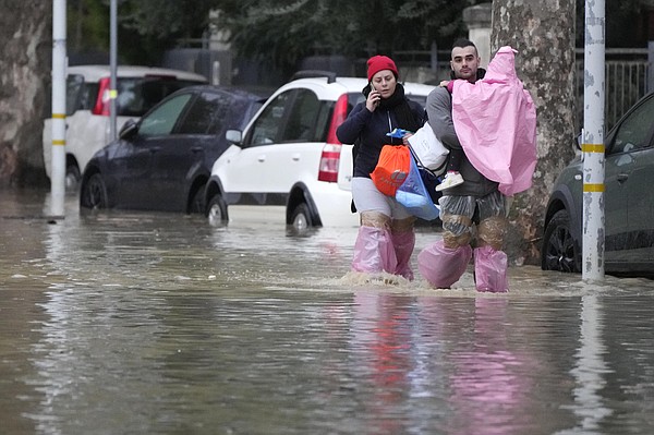 Storm Ciarán brings record rainfall to Italy | Jefferson City News Tribune - Vimarsana News