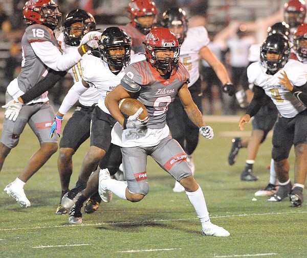 PB defeats Robinson 20-7 to win conference - Vimarsana News